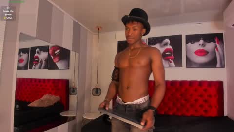 Snapshot of kender21_ chatting on December 26, 2024, 6:01 pm Kender online show from December 26, 2024, 6:01 pm