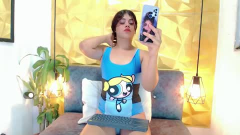 Snapshot of kendra_diaz chatting on January 25, 2025, 2:58 am K E N D R A online show from January 25, 2025, 2:58 am