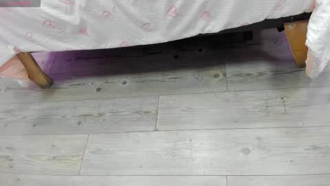 Kendra London online show from March 24, 2026, 11:04 am