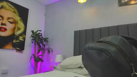 Kendra London online show from July 1, 2026, 11:56 am