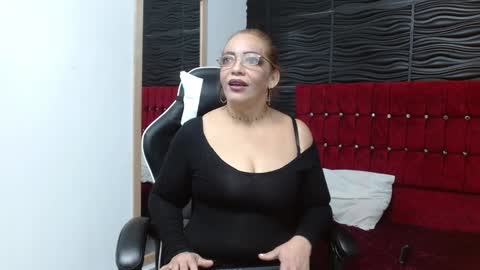 kendra_lust_69 online show from January 26, 2025, 1:20 am