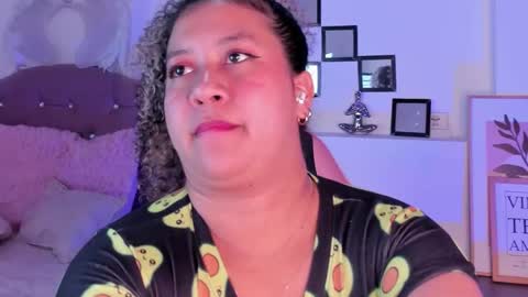 Snapshot of kenia_thompson01 chatting on September 30, 2025, 6:35 pm 01 online show from September 30, 2025, 6:35 pm