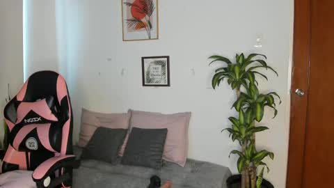 Snapshot of kenia_thompson01 chatting on November 23, 2025, 1:22 pm 01 online show from November 23, 2025, 1:22 pm