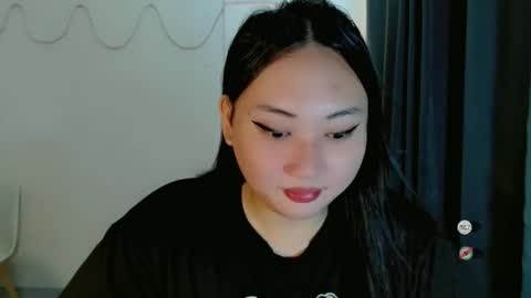 kennaxx69 online show from April 16, 2026, 5:52 am