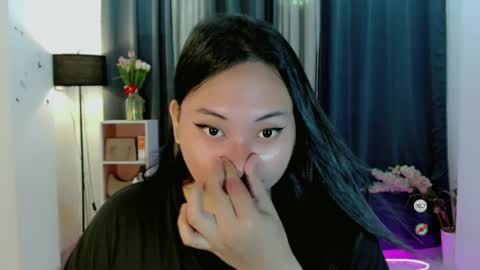 Snapshot of kennaxx69 chatting on May 16, 2026, 12:29 am kennaxx69 online show from May 16, 2026, 12:29 am