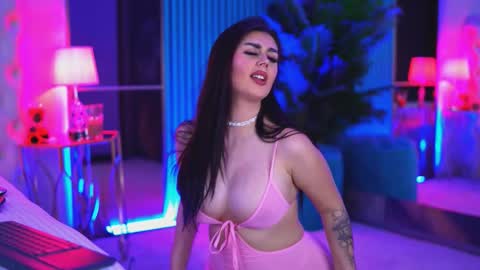 Snapshot of kenndramoon chatting on December 20, 2025, 2:46 pm Kendra online show from December 20, 2025, 2:46 pm