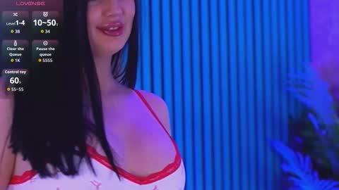 Snapshot of kenndramoon chatting on February 14, 2026, 3:53 pm Kendra online show from February 14, 2026, 3:53 pm