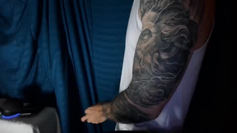 Snapshot of kennerfox77 chatting on December 31, 2024, 3:23 am Kennfox777 online show from December 31, 2024, 3:23 am