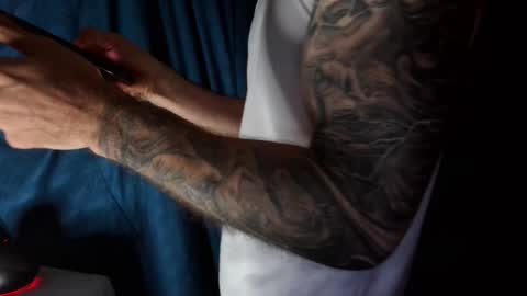 Snapshot of kennerfox77 chatting on January 9, 2025, 6:48 am Kennfox777 online show from January 9, 2025, 6:48 am