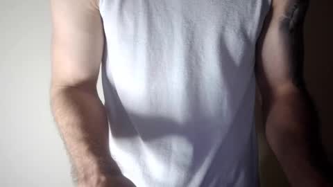 Snapshot of kennerfox77 chatting on February 10, 2025, 5:47 am Kennfox777 online show from February 10, 2025, 5:47 am