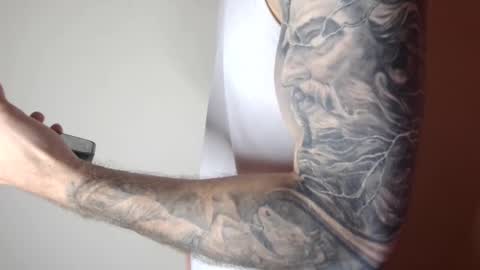 Snapshot of kennerfox77 chatting on February 12, 2025, 7:56 pm Kennfox777 online show from February 12, 2025, 7:56 pm