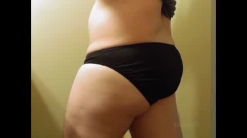 Snapshot of kenneth135 chatting on February 17, 2025, 10:47 pm Kenny online show from February 17, 2025, 10:47 pm