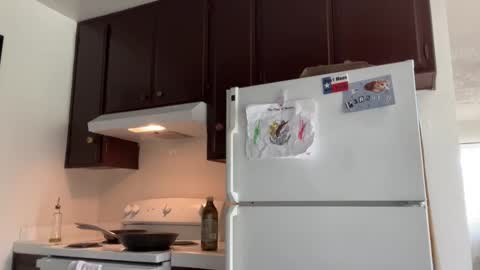 kennibby online show from April 12, 2026, 8:58 pm