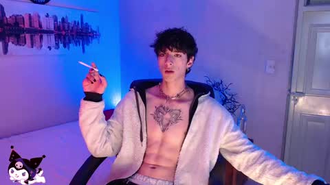 Snapshot of kenny__hot chatting on January 2, 2025, 4:24 pm kenny online show from January 2, 2025, 4:24 pm