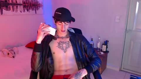 Snapshot of kenny__hot chatting on January 5, 2025, 4:59 pm kenny online show from January 5, 2025, 4:59 pm