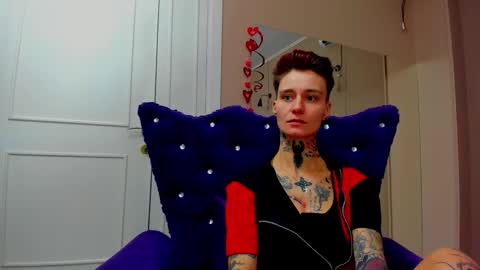 Sellena and Kenny online show from November 24, 2025, 8:19 pm