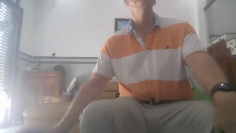 kent_ham online show from December 15, 2025, 5:01 am