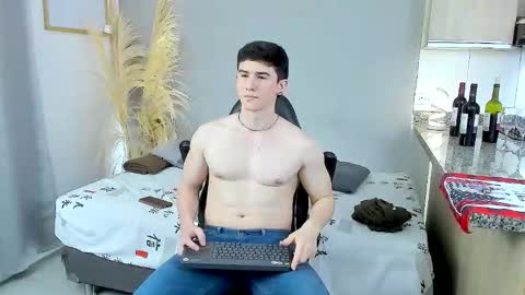 Snapshot of kent_zagann chatting on February 15, 2026, 7:51 am Santiago online show from February 15, 2026, 7:51 am