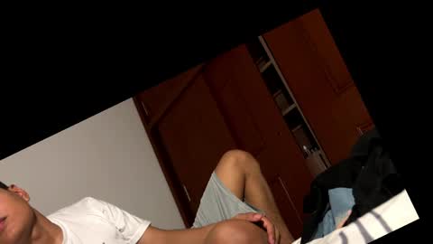 kenzo_x online show from June 3, 2026, 5:43 am