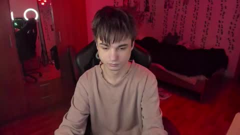 Snapshot of keorinav chatting on November 29, 2025, 12:08 pm Looking for a moderator I PVT IS OPEN online show from November 29, 2025, 12:08 pm