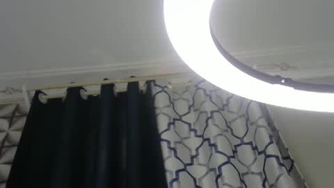 kering_lovly online show from December 3, 2025, 10:24 am