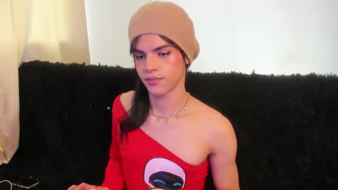 Snapshot of kerly_monroe chatting on November 25, 2025, 2:06 pm Kerly online show from November 25, 2025, 2:06 pm