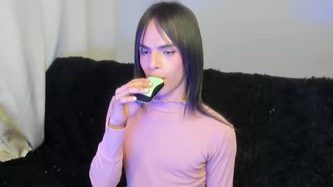 Snapshot of kerly_monroe chatting on November 26, 2025, 11:50 pm Kerly online show from November 26, 2025, 11:50 pm