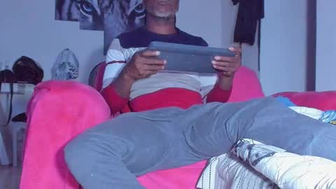 Snapshot of kerlysmith24 chatting on February 20, 2026, 11:43 am Kerlysmith24 online show from February 20, 2026, 11:43 am