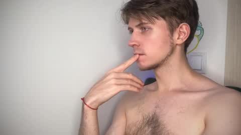 Kero online show from October 25, 2025, 8:47 pm