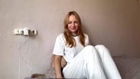 Elizabeth online show from November 12, 2025, 1:39 am