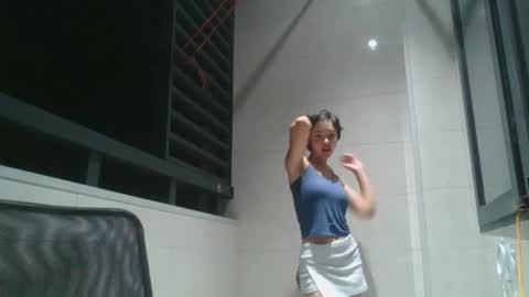 Jenny  online show from September 17, 2025, 5:03 pm