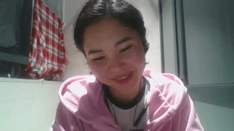 Jenny  online show from November 16, 2025, 10:32 am