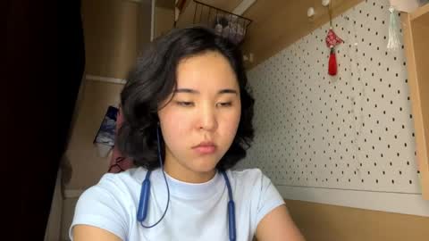 Jenny  online show from May 29, 2026, 9:07 am