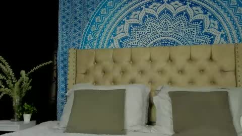 Kery Hillson online show from December 19, 2024, 12:23 pm