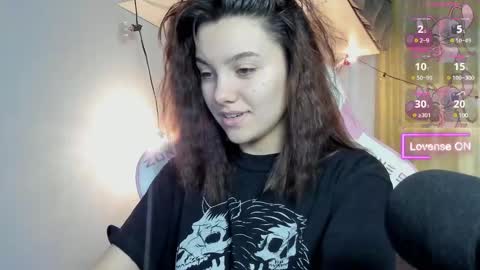 kesh_mne online show from December 22, 2024, 9:55 am