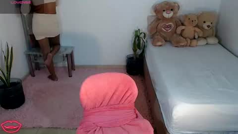 Snapshot of kesha_brooks chatting on July 23, 2026, 3:54 pm Mia online show from July 23, 2026, 3:54 pm