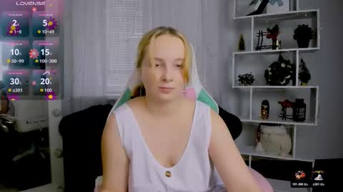 Snapshot of ketrin_n_ chatting on January 6, 2026, 10:19 am Ketrin online show from January 6, 2026, 10:19 am