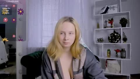 Snapshot of ketrin_n_ chatting on February 1, 2026, 6:01 am Ketrin online show from February 1, 2026, 6:01 am