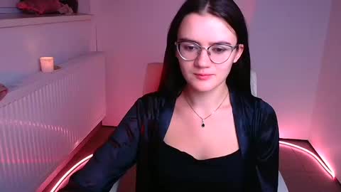 Ketrin online show from December 7, 2024, 1:25 am