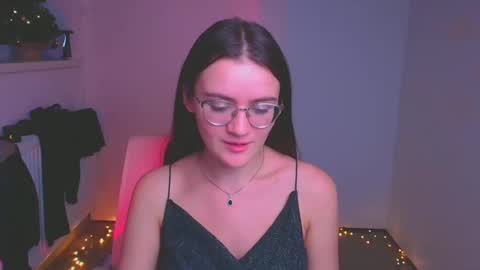 Ketrin online show from December 26, 2024, 5:04 am