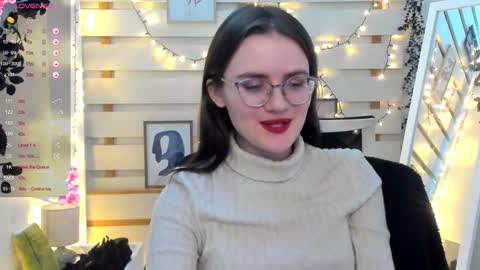 Ketrin online show from December 3, 2025, 7:45 pm