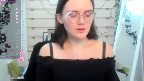 Ketrin online show from December 18, 2025, 8:37 pm