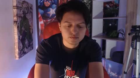 Snapshot of kevin_charless chatting on May 9, 2026, 11:26 am Kevin online show from May 9, 2026, 11:26 am