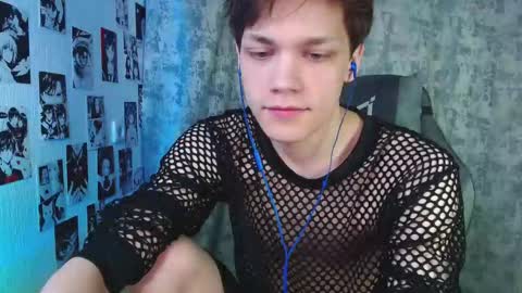 Kevin online show from October 31, 2025, 4:24 am