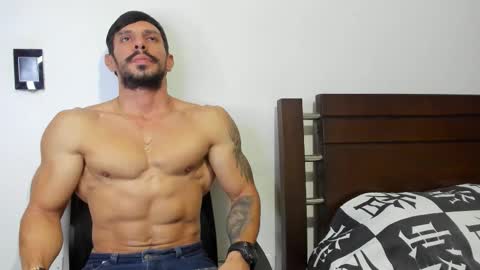 kevin_malone22 online show from February 18, 2026, 10:28 pm