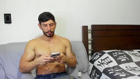 Snapshot of kevin_malone22 chatting on May 19, 2026, 12:05 am kevin_malone22 online show from May 19, 2026, 12:05 am