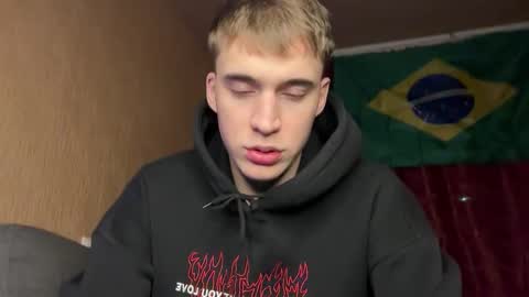 Snapshot of kevin_martin8 chatting on November 19, 2025, 7:36 pm Kevin Martin online show from November 19, 2025, 7:36 pm