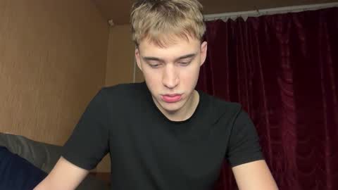 Snapshot of kevin_martin8 chatting on November 27, 2025, 7:27 pm Kevin Martin online show from November 27, 2025, 7:27 pm