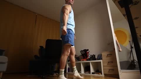 Snapshot of kevin_park chatting on November 18, 2025, 3:49 pm Kev online show from November 18, 2025, 3:49 pm