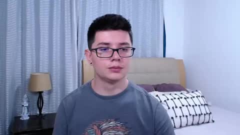 Kevin online show from April 7, 2026, 8:20 pm